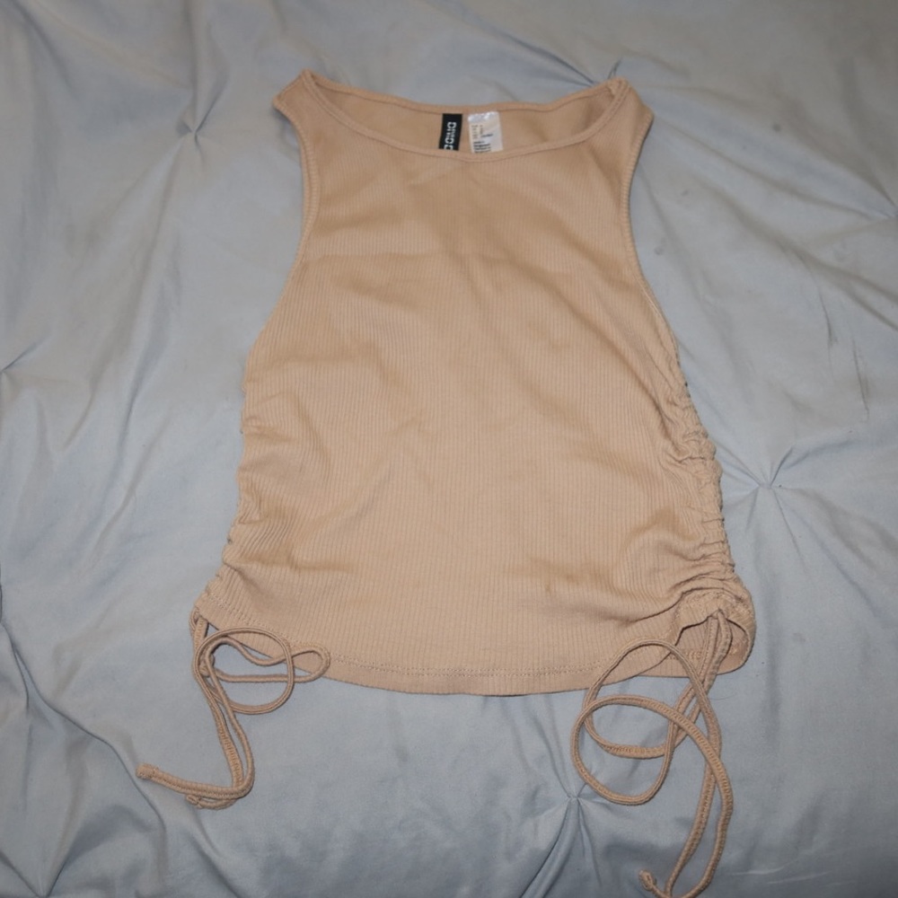 H&M tanned crop top with straps. Size: medium